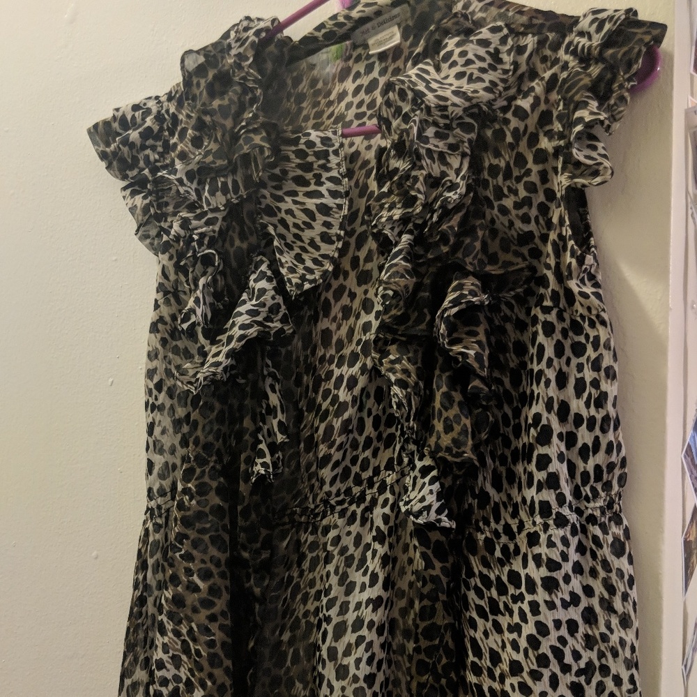 Ruffle amimal print top